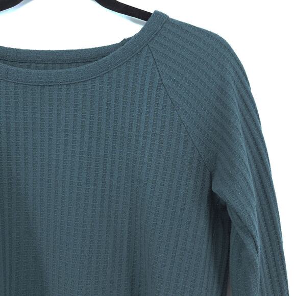 Chaser Essential Waffle Knit Medium Teal Long Sleeve Wide Button Cuff Pullover - Picture 4 of 9